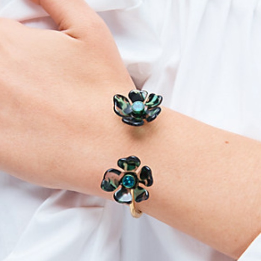 New Kate Spade petal pushers open hinged cuff - Picture 5 of 10